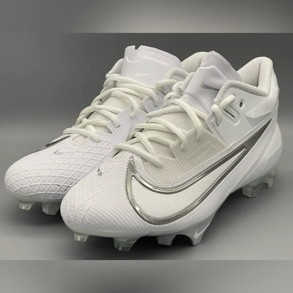 Nike | Shoes | Nike Vapor Edge Elite 36 2 Football Cleats  display picture 1